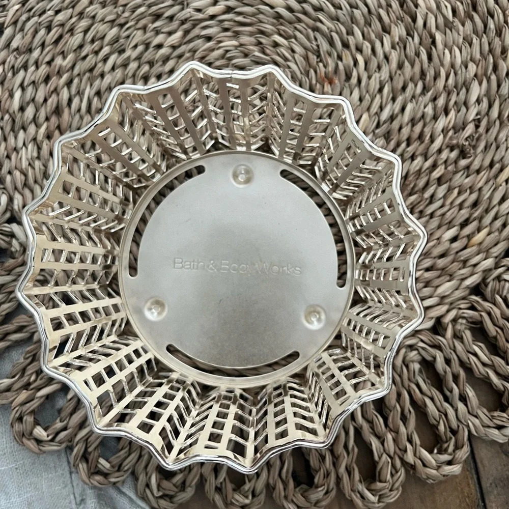 NWT BBW GOLD 3 wick candle holder - Picture 3 of 4